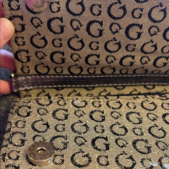 Vintage Rare Guess Beige Monogram Clutch with Brown Trim and Gold Chain - Picture 4 of 7